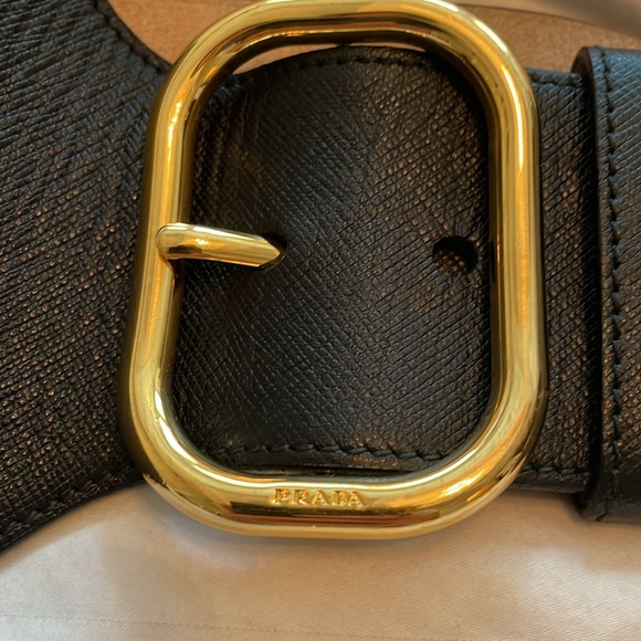 Authentic Prada belt. Size 75 (29.5”) - Picture 2 of 6